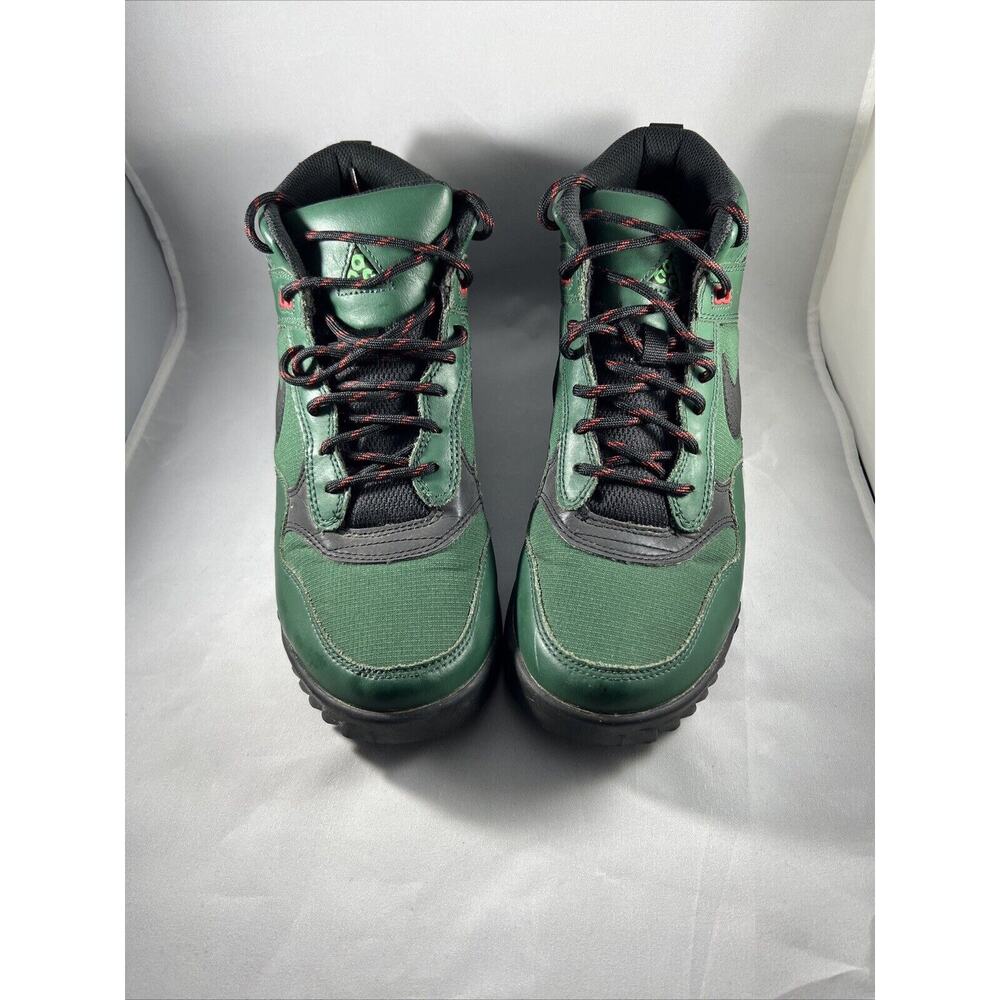 Nike ACG Wild Peg Mid Team Green Size 8